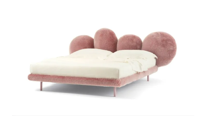 Letto di design con testiera Cipria Bed in pelliccia ecologica di Edra