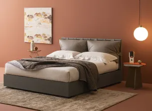 Letto con box contenitore Dual Legno con testiera in pelle di Oggioni