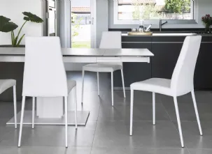 Sedia imbottita Aida di Calligaris